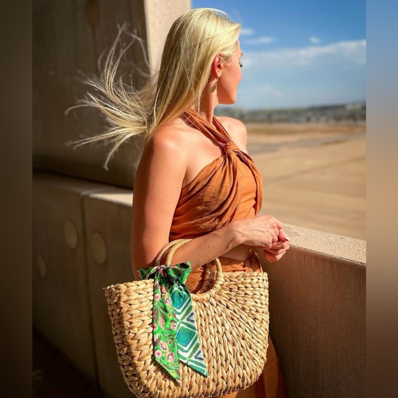 Rae - Picture 5 of 8